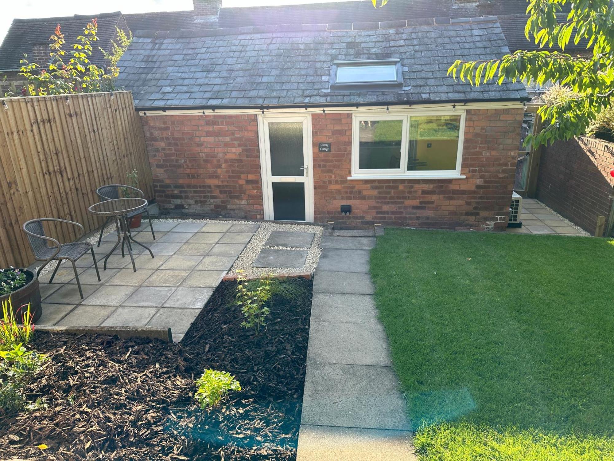 Cherry Cottage Retro Stay, Stourport Esterno foto