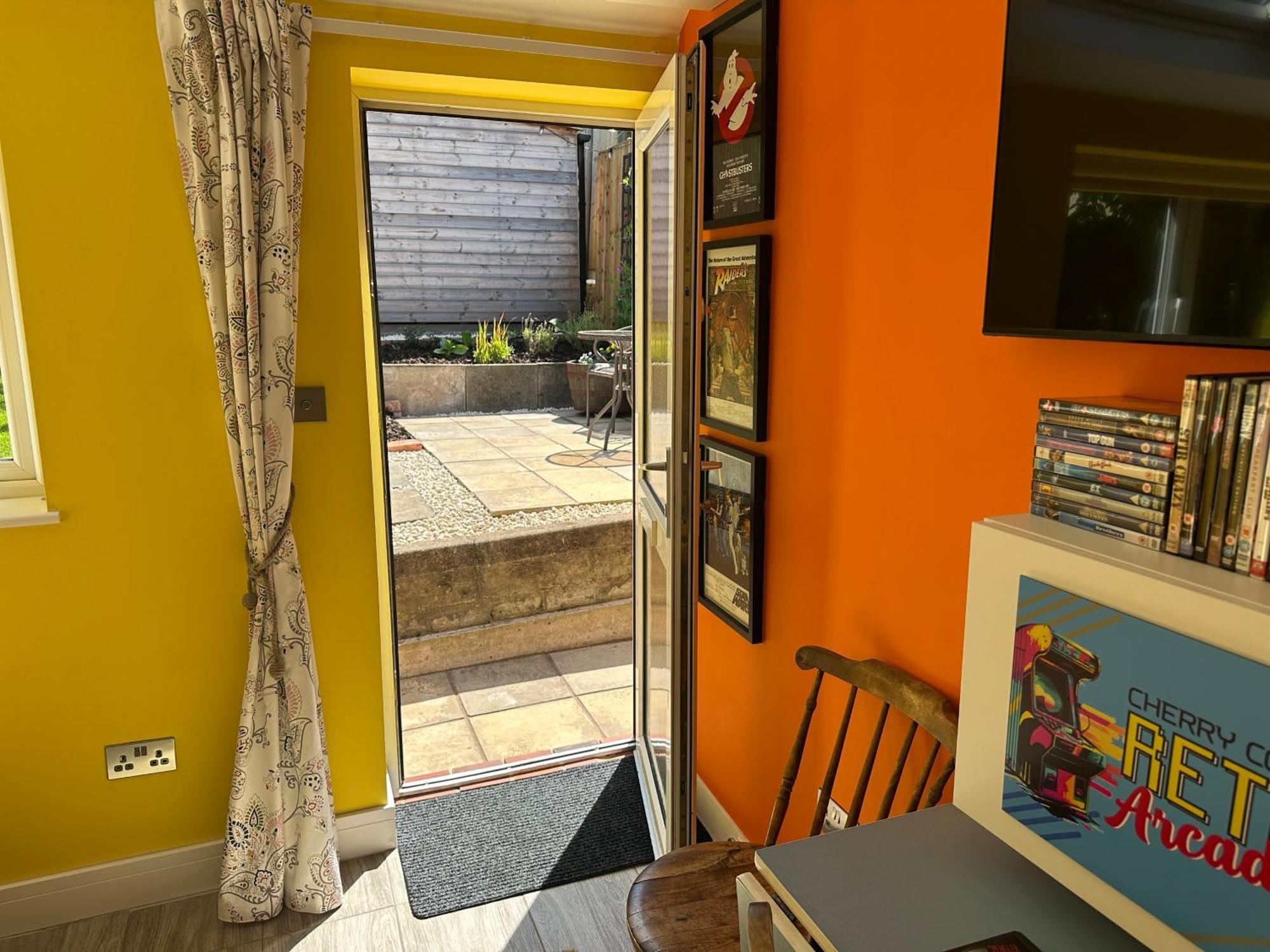 Cherry Cottage Retro Stay, Stourport Esterno foto