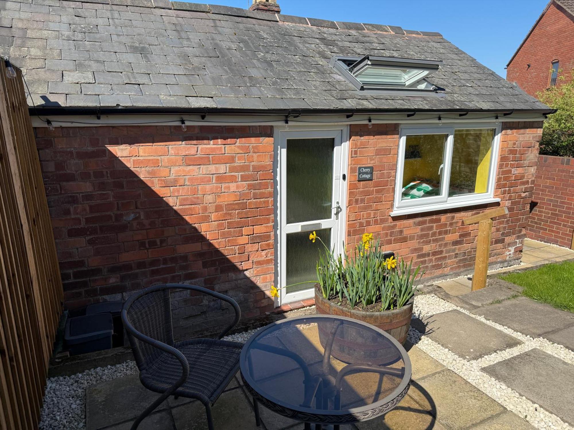 Cherry Cottage Retro Stay, Stourport Esterno foto